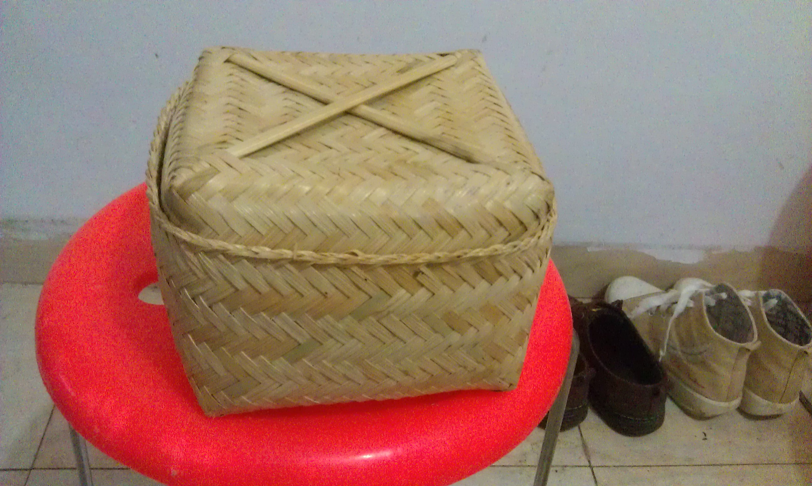 安静的星期一(图1) 安静的星期一(图1)